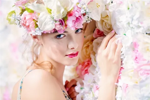 戴着花冠的美女 戴着花冠的美女