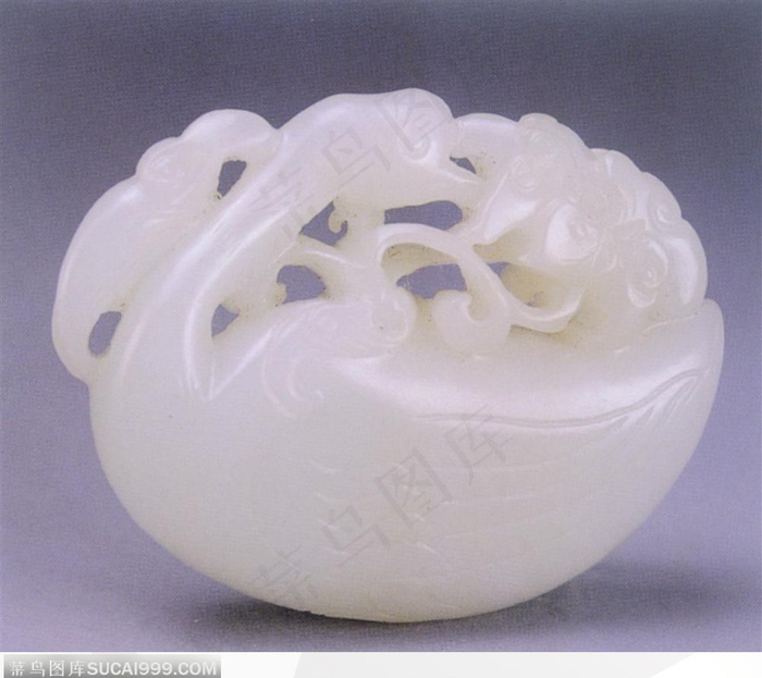 中华传统工艺-镂空雕刻鸭子