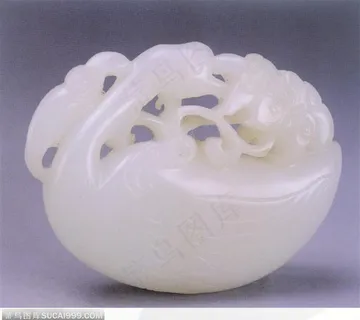 中华传统工艺-镂空雕刻鸭子 中华传统工艺-镂空雕刻鸭子