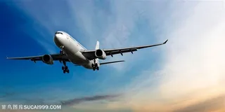 航天运输-蓝天下飞翔的飞机