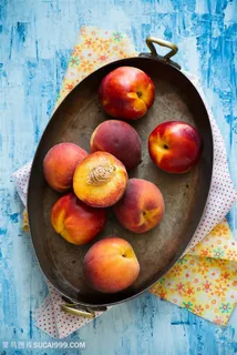 美味的水蜜桃水果高清图片 美味的水蜜桃水果高清图片