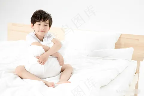 小男孩 小孩 小学生 温馨 高兴 小男孩 小孩 小学生 温馨 高兴