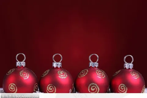 圣诞彩球-一排漂亮的红色圣诞球