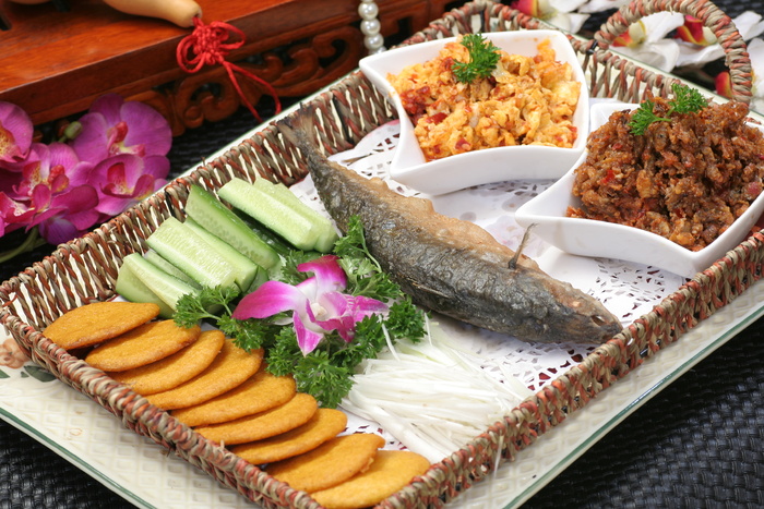 咸鱼饼子炒鸡蛋 25元