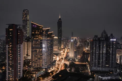 城市建筑物夜景图片 城市建筑物夜景图片