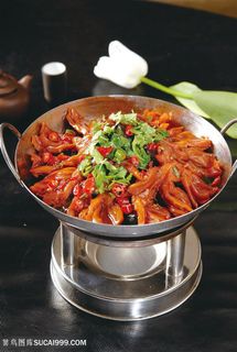 中华美食干锅鸭掌摄影图