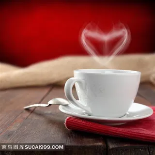 高清心形雾气咖啡杯图片素材 高清心形雾气咖啡杯图片素材