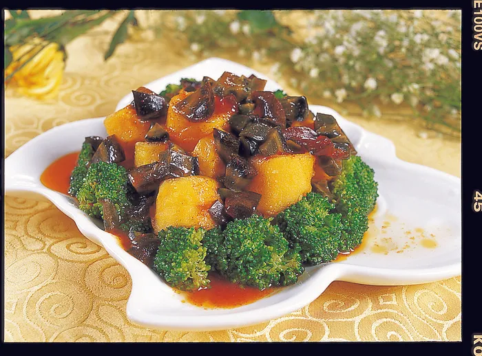 0911XC-617皮蛋烧豆腐
