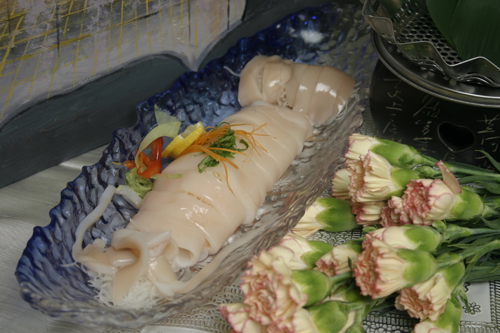  烤鱿鱼  