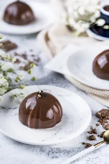 蛋糕店小蛋糕慕斯美食甜品图片