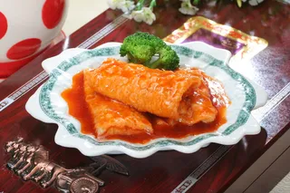 鲍汁腐皮卷 8元位