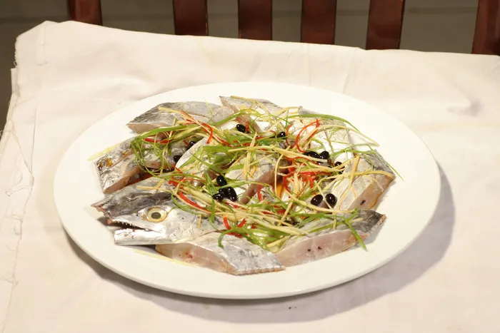 40清蒸带鱼 潮州大排档