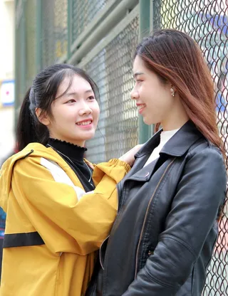 中国姐妹花图片