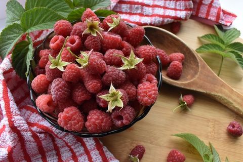 覆盆子新鲜水果图片 覆盆子新鲜水果图片