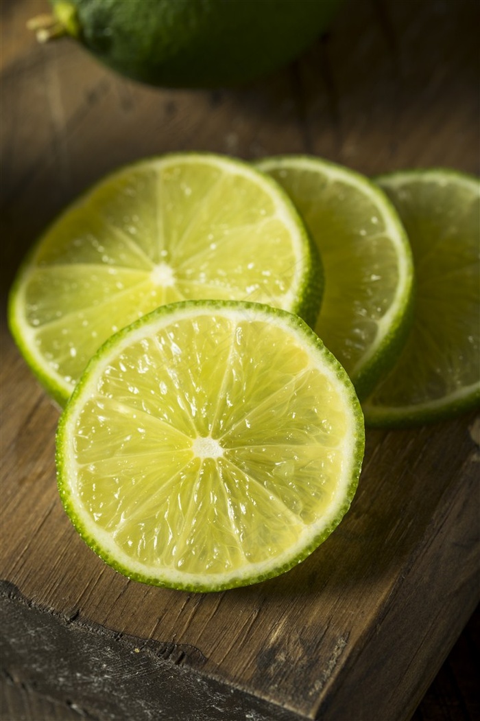 切成片的几片柠檬特写摄影高清图片