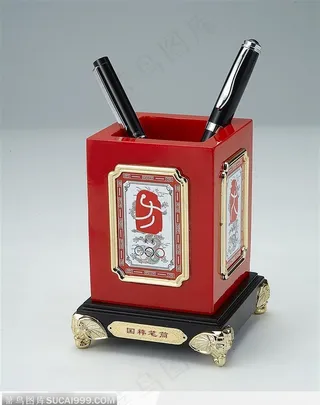 中华传统工艺-中国红笔筒