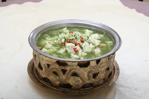 鲜韭花炖豆腐 16元 (2)