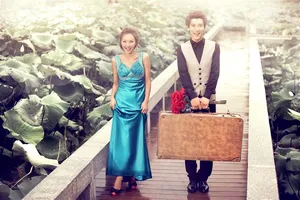 幸福恋人开心外拍精美写真