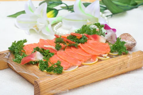 刺身双拼  58元（大图）