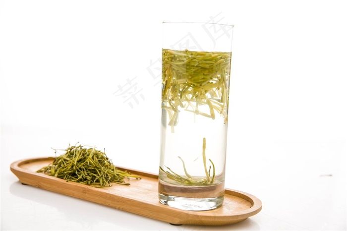 金银花茶茶杯茶叶摄影