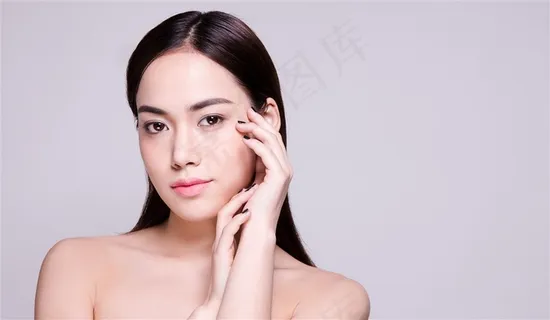 美女妆容美肤展示图