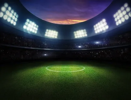 绿油油的足球场场地高清图片