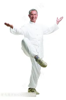 练太极的老人素材