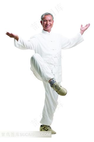 练太极的老人素材