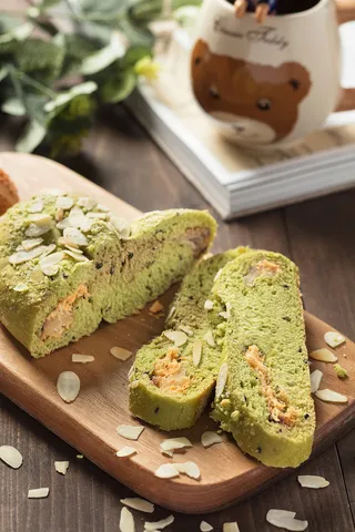 蛋糕店小蛋糕慕斯美食甜品图片