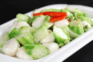 R00906丝瓜毛豆烧鱼圆 (3)