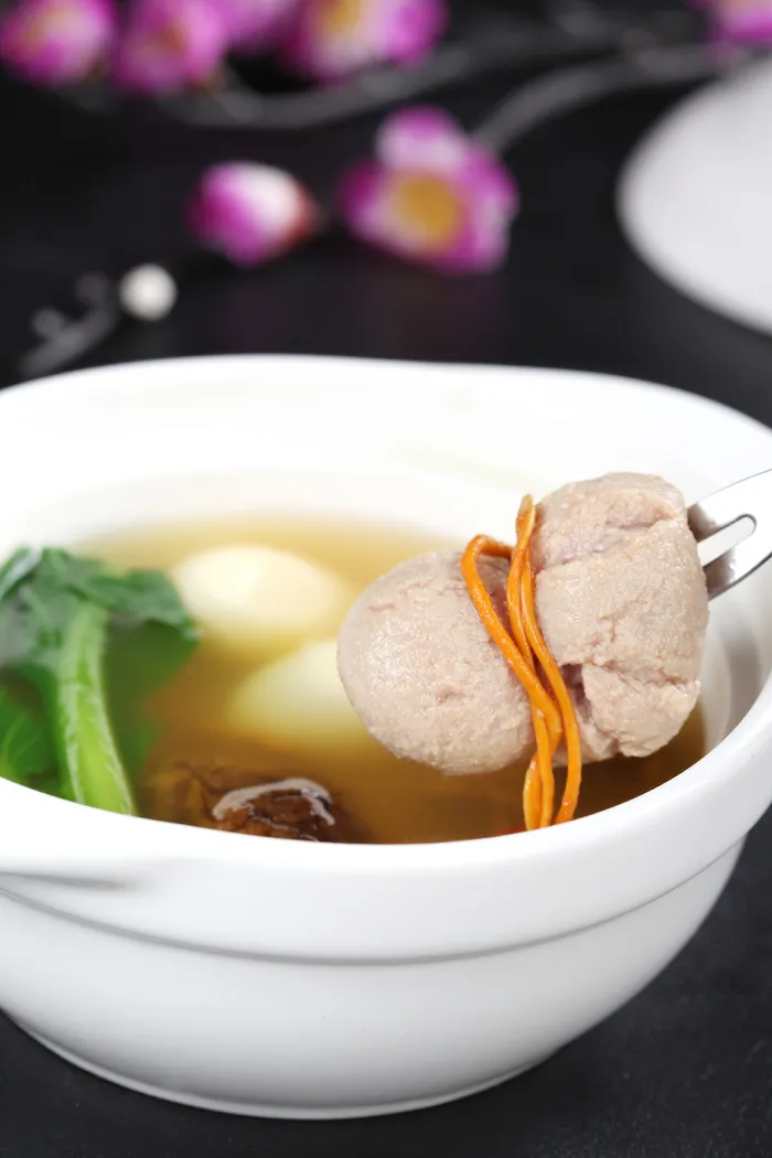 D00070珍菌炖鸡腰