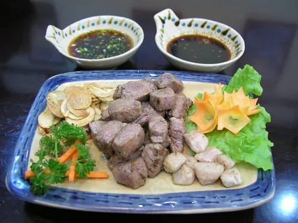 铁板牛肉   铁板牛肉