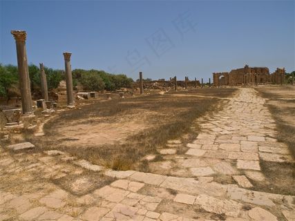 希腊的石板路跟柱子