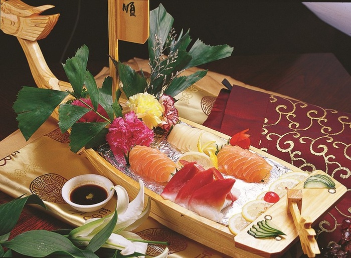 刺身船美食素材图片