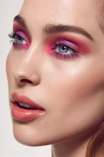 化妆品模特美容