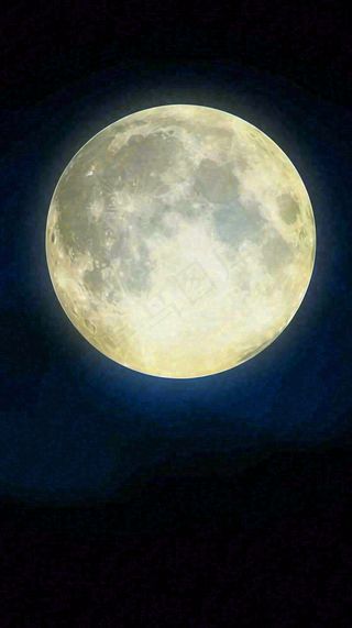 中秋节简约创意圆月月亮温馨天空，黑夜夜晚