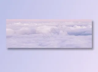 厚厚的云层图片