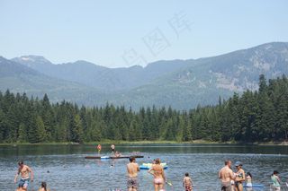 夏日户外度假图片