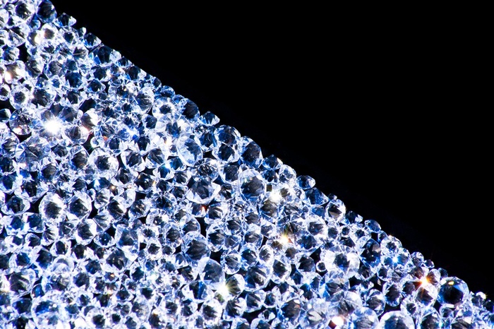 多个闪烁的宝石