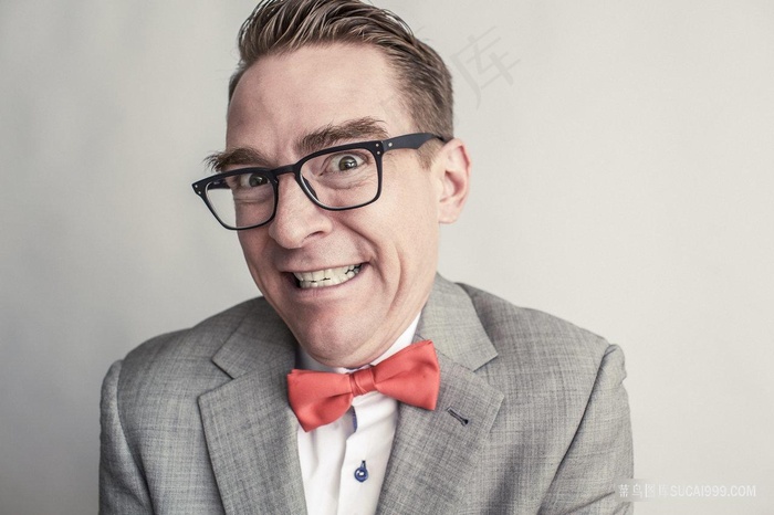 高清的搞怪男人笑脸表情图片