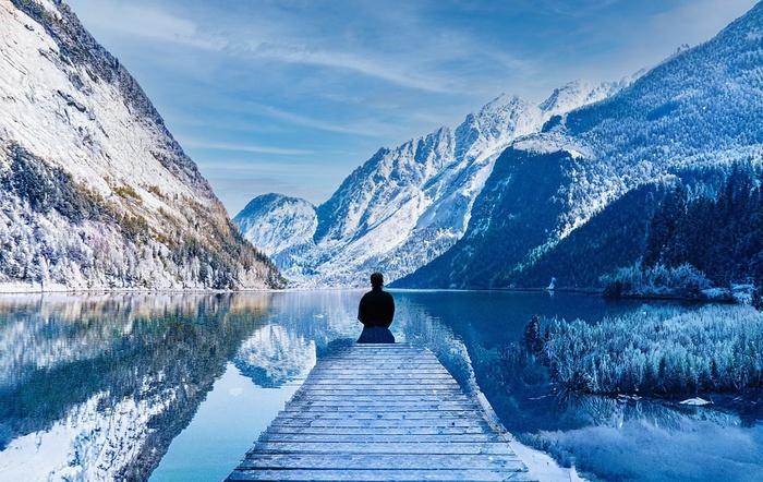 冬天山水背景风景