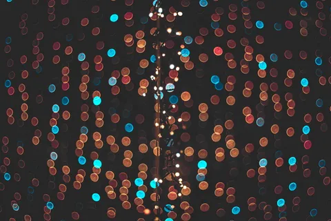 霓虹灯多彩光斑图片