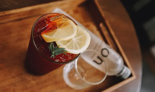 清新夏日夏季饮品摄影照片