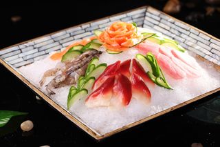 L02742刺身拼盘 (1)