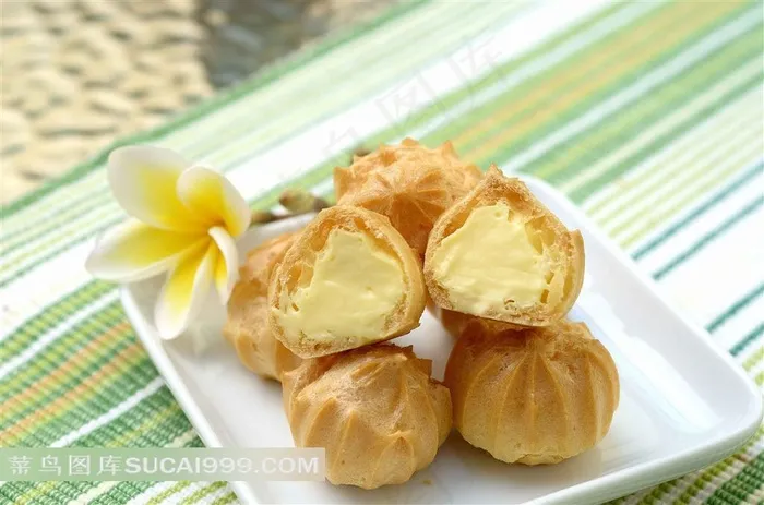 鸡蛋花泡芙图片
