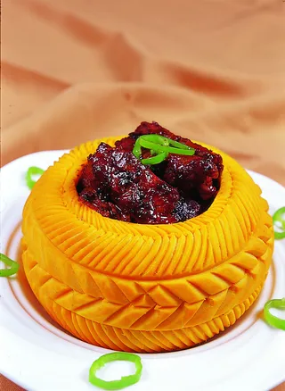 川菜湘菜高清菜谱 豉汁肉排金瓜盅