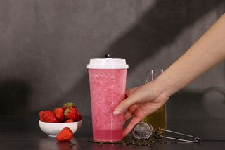 奶茶店水果茶饮品特饮高清图芝士莓莓