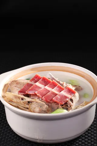 D00075杭式老鸭煲 (1)