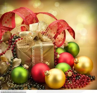 圣诞装饰设计彩球礼物盒