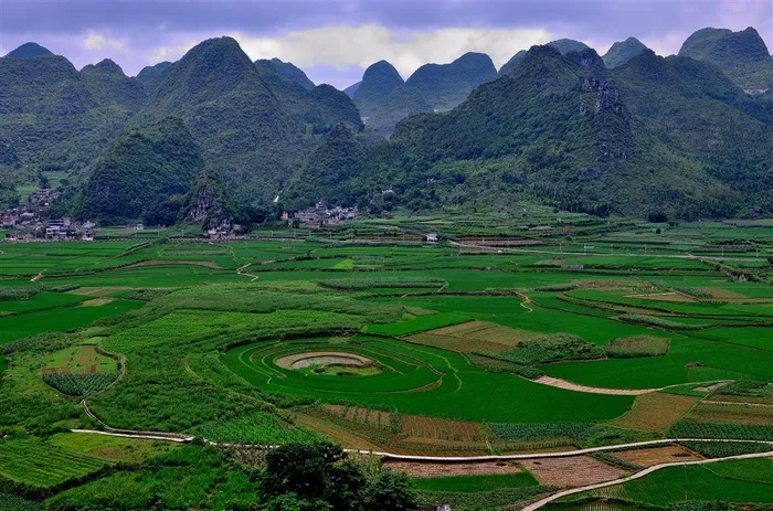贵州万峰林风景素材图